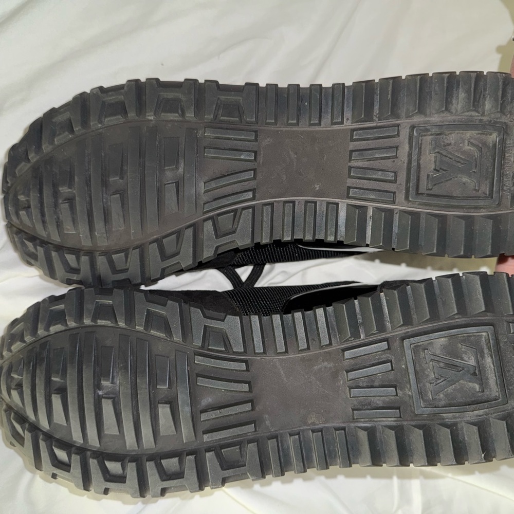 Louis Vuitton Black and Gold Luxury Sneakers - Picture 3 of 3